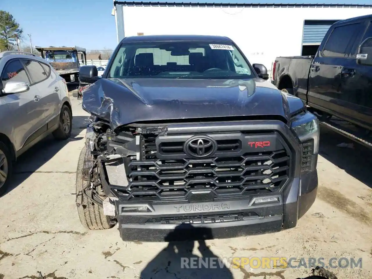 5 Photograph of a damaged car 5TFLA5DB2PX099604 TOYOTA TUNDRA 2023