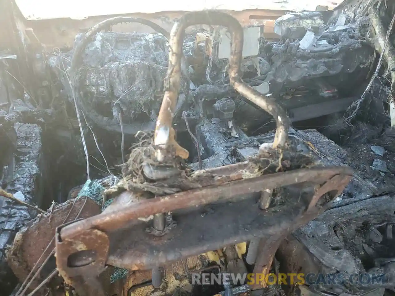 8 Photograph of a damaged car 5TFLA5DB4PX068371 TOYOTA TUNDRA 2023