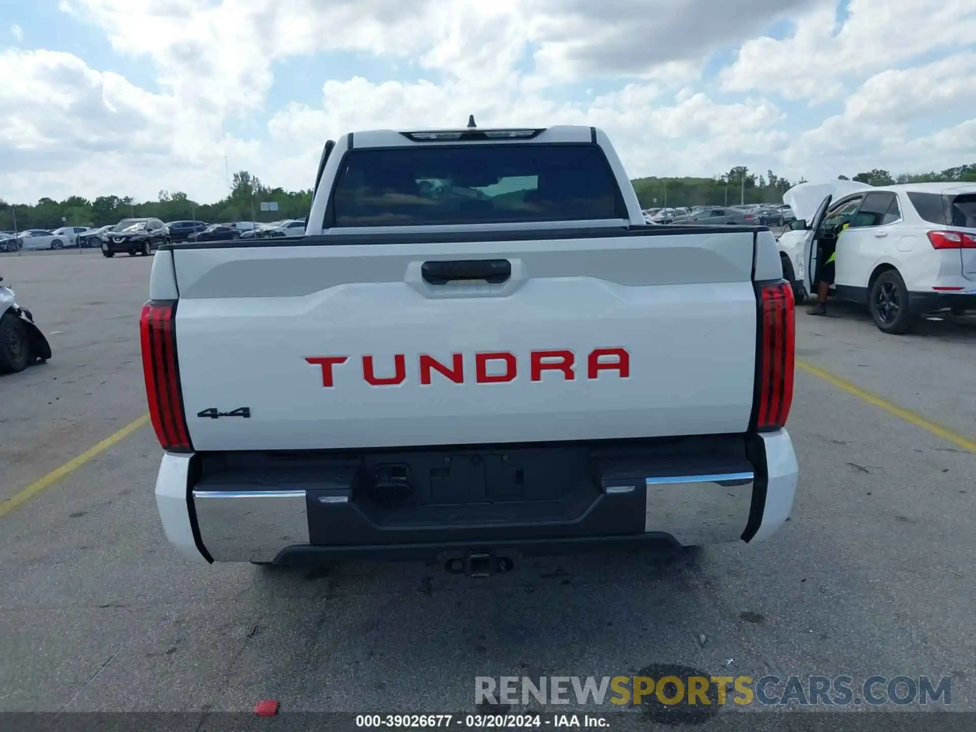 16 Photograph of a damaged car 5TFLA5DB5PX102639 TOYOTA TUNDRA 2023