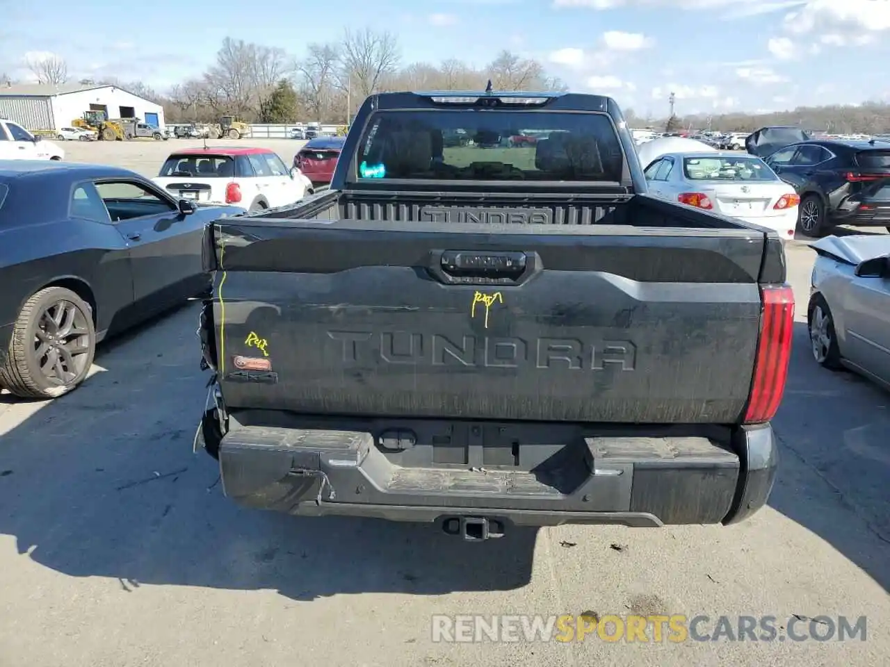 6 Photograph of a damaged car 5TFLA5DB6PX090422 TOYOTA TUNDRA 2023