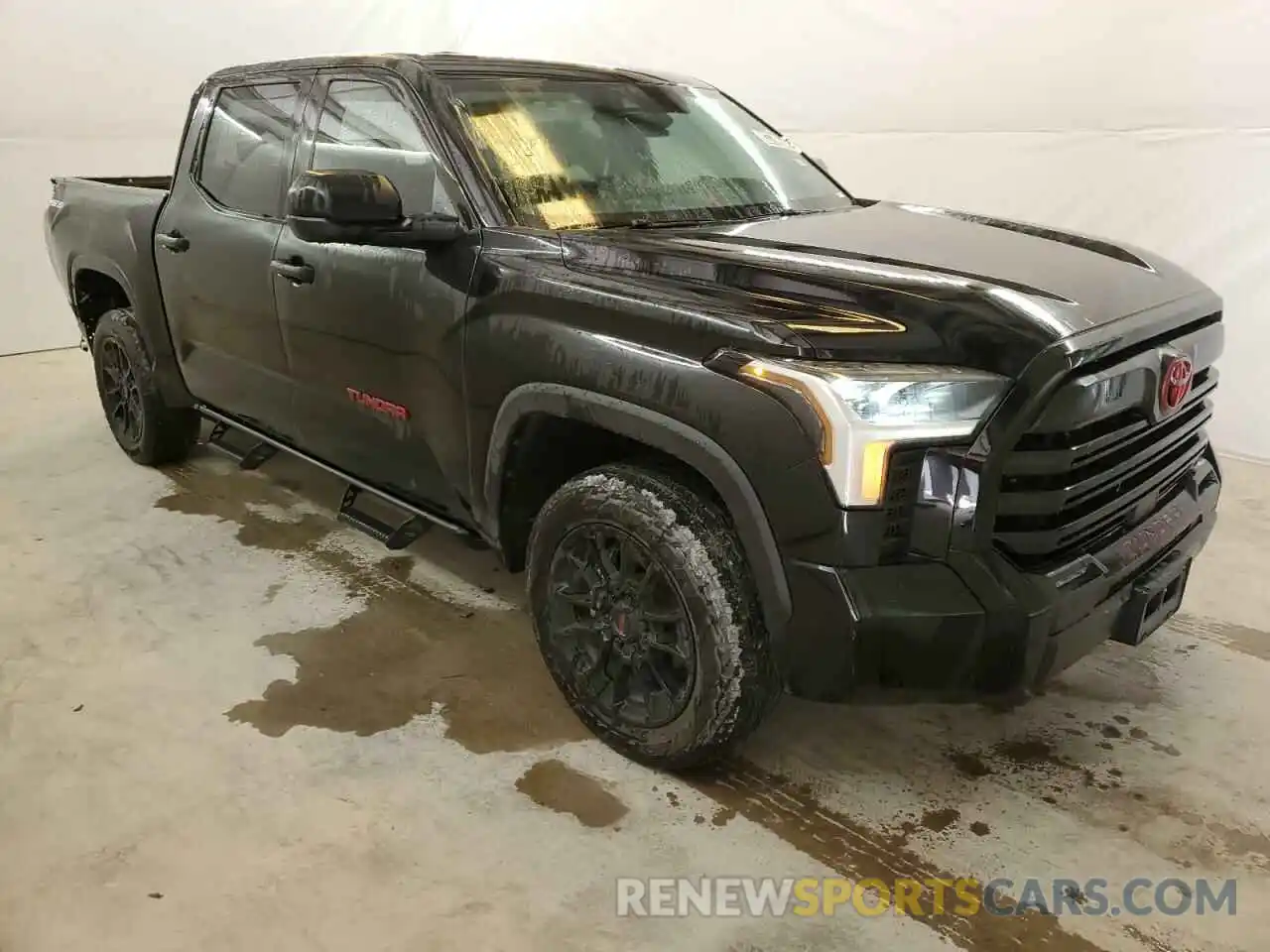 4 Photograph of a damaged car 5TFLA5DBXPX067032 TOYOTA TUNDRA 2023