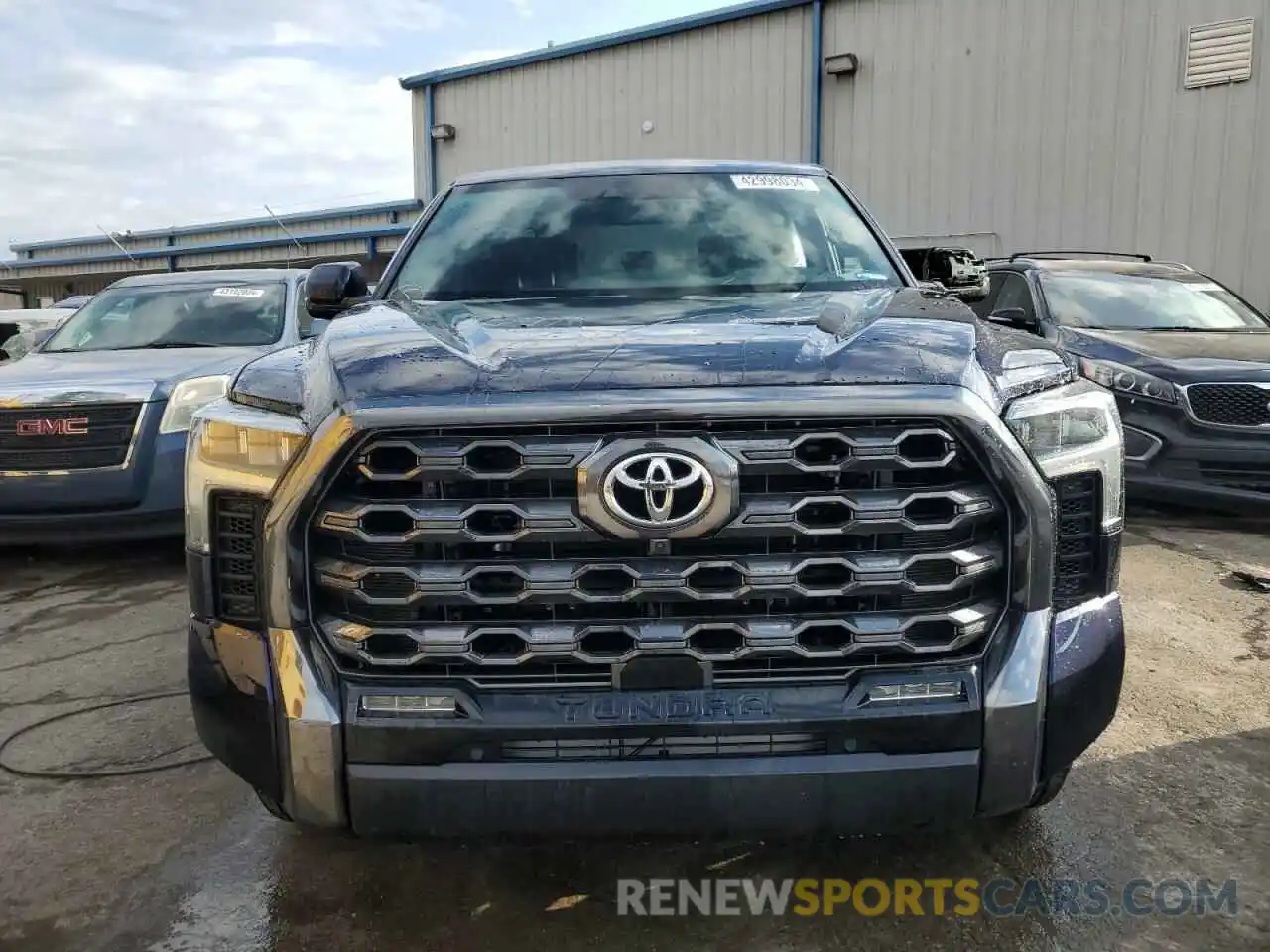 5 Photograph of a damaged car 5TFNA5DBXPX091842 TOYOTA TUNDRA 2023