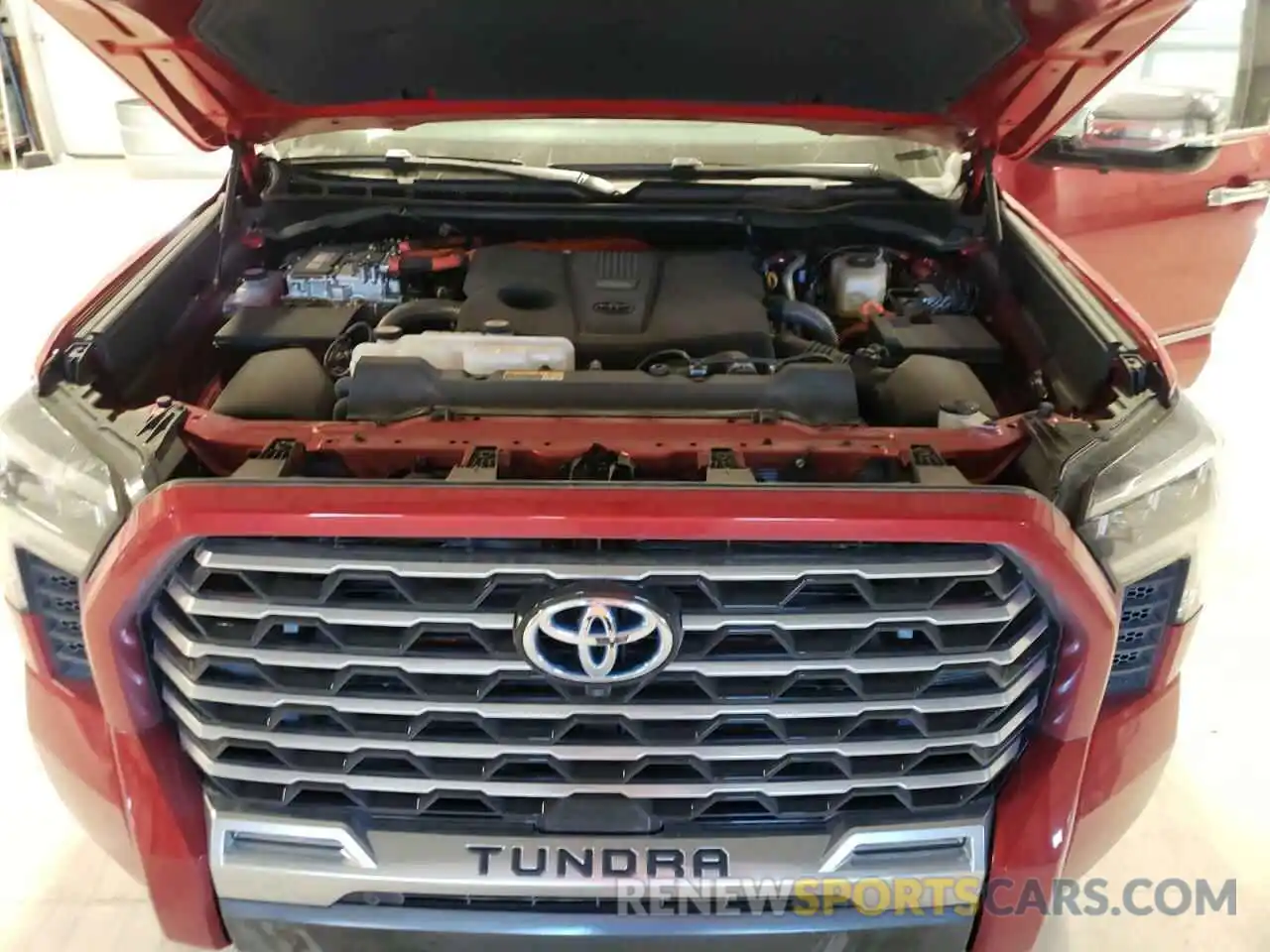 11 Photograph of a damaged car 5TFVC5DBXPX039993 TOYOTA TUNDRA 2023