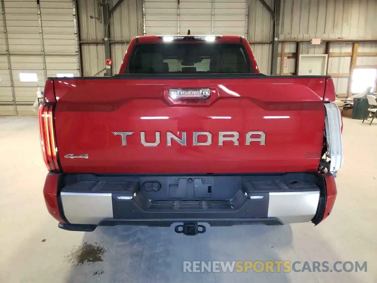 6 Photograph of a damaged car 5TFVC5DBXPX039993 TOYOTA TUNDRA 2023