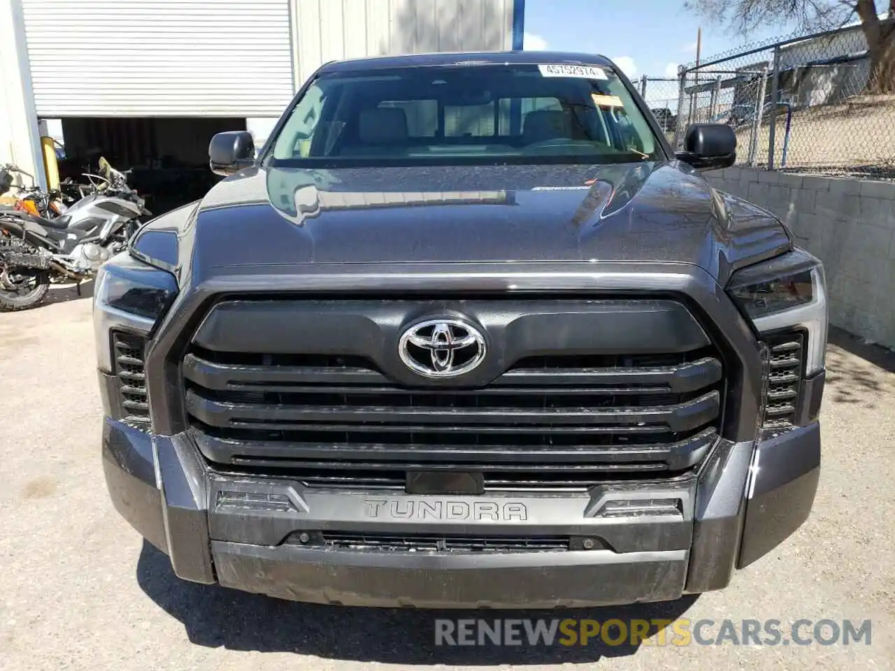 5 Photograph of a damaged car 5TFLA5DA8RX157452 TOYOTA TUNDRA 2024