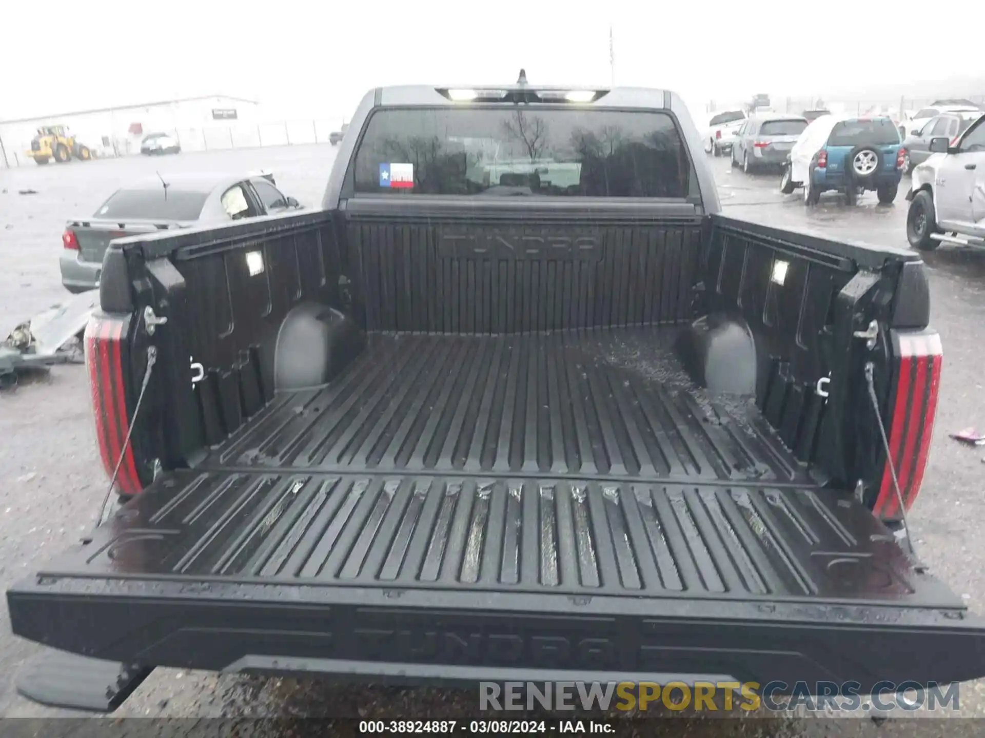 8 Photograph of a damaged car 5TFNA5AB0RX030538 TOYOTA TUNDRA 2024