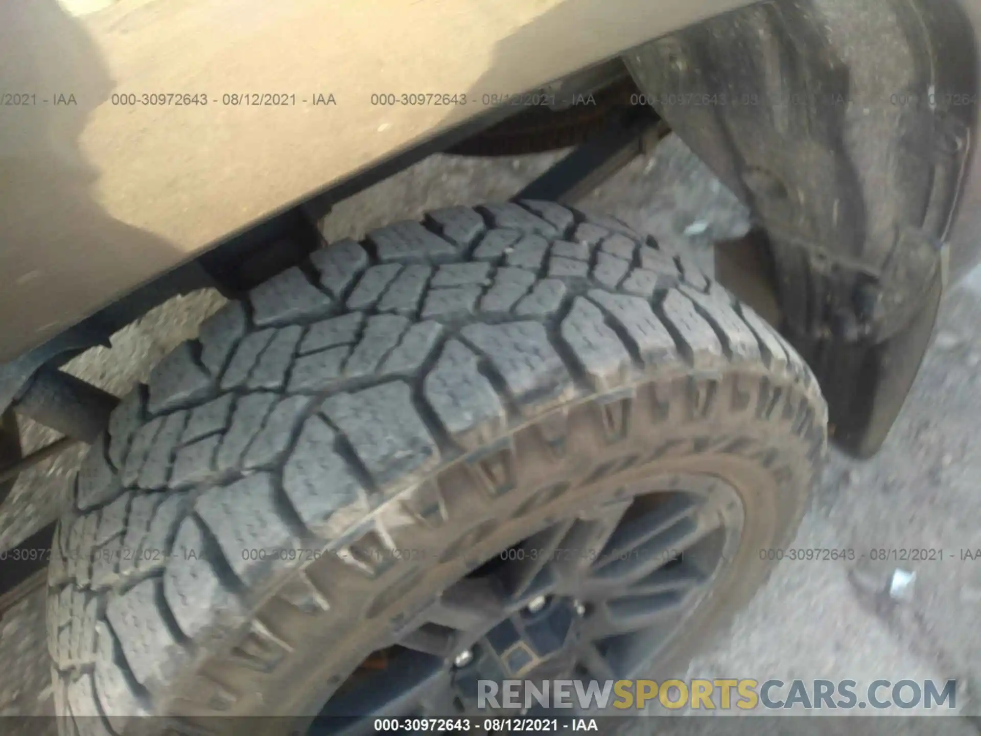 13 Photograph of a damaged car 5TFEM5F10KX138445 TOYOTA TUNDRA 2WD 2019