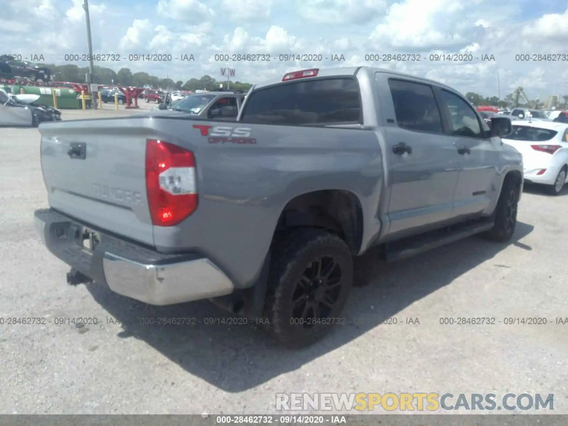 4 Photograph of a damaged car 5TFEM5F15KX140093 TOYOTA TUNDRA 2WD 2019