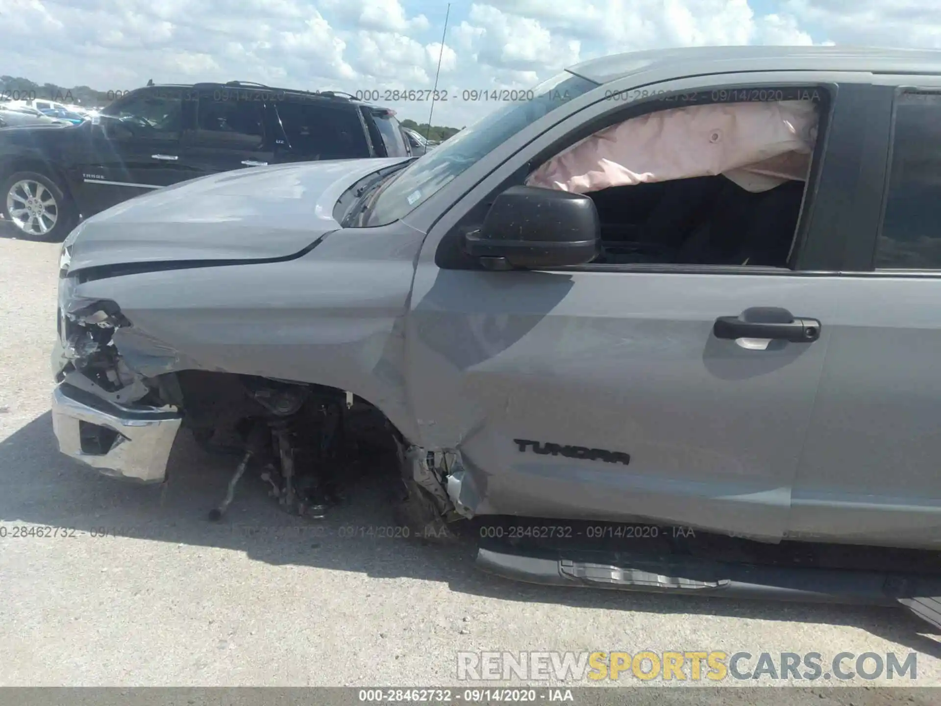 6 Photograph of a damaged car 5TFEM5F15KX140093 TOYOTA TUNDRA 2WD 2019