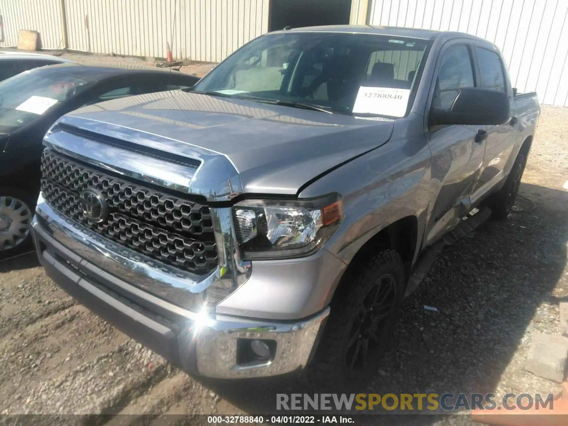 2 Photograph of a damaged car 5TFEM5F16KX135923 TOYOTA TUNDRA 2WD 2019