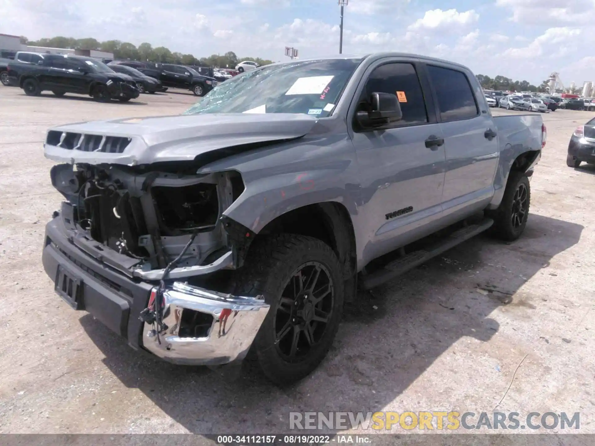 2 Photograph of a damaged car 5TFEM5F17KX142959 TOYOTA TUNDRA 2WD 2019