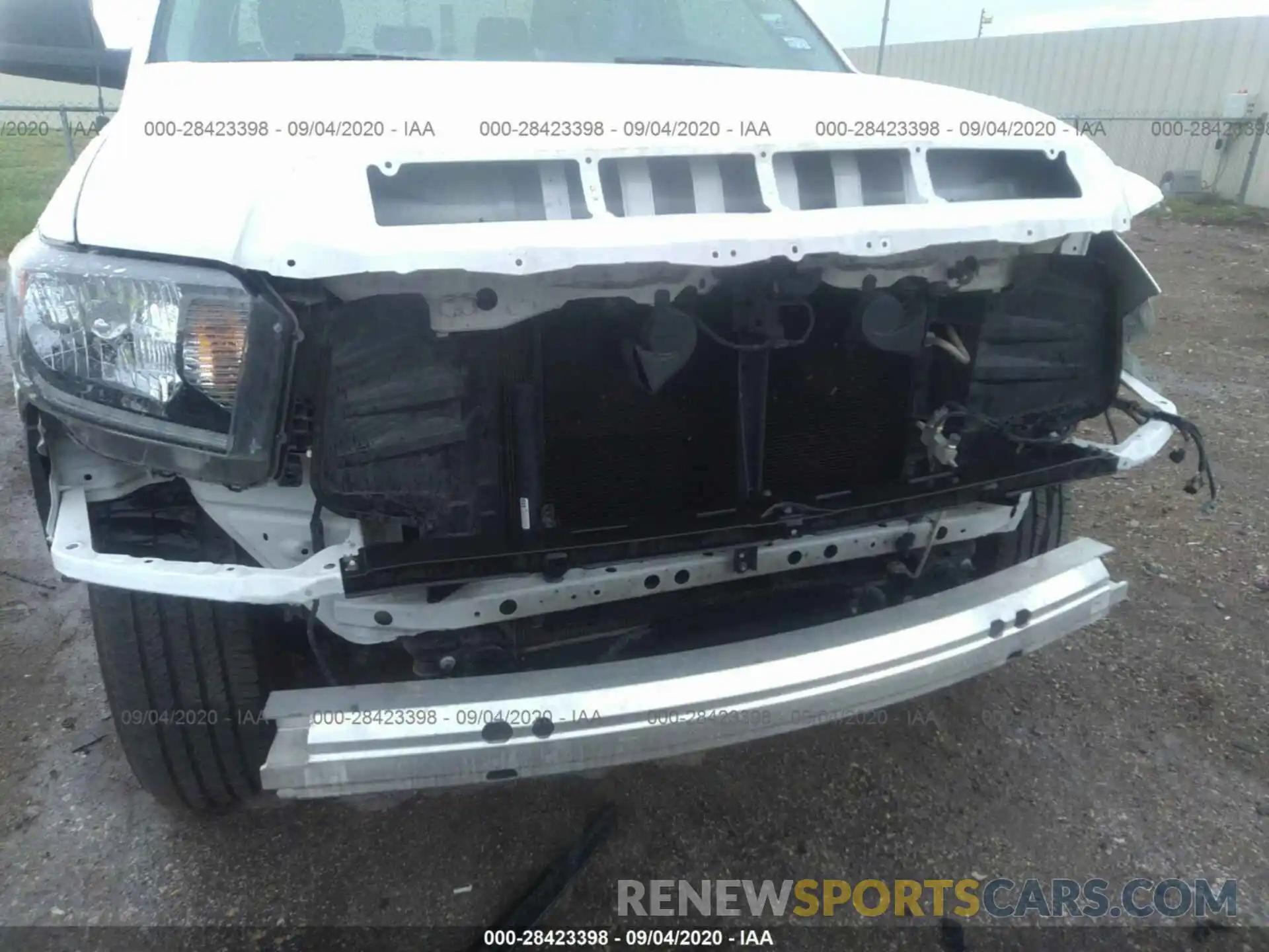 6 Photograph of a damaged car 5TFEM5F18KX136961 TOYOTA TUNDRA 2WD 2019