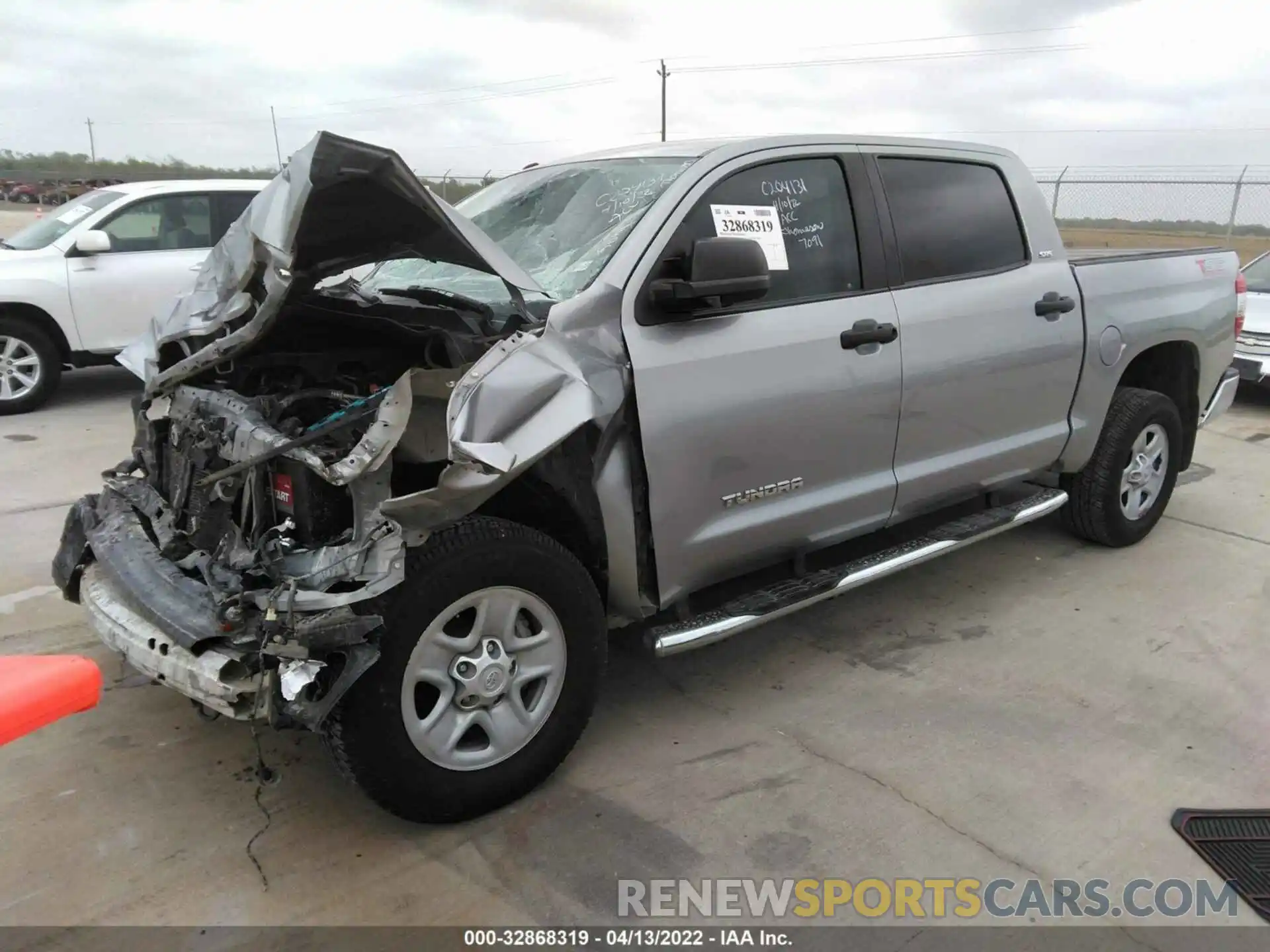 2 Photograph of a damaged car 5TFEM5F18KX137091 TOYOTA TUNDRA 2WD 2019