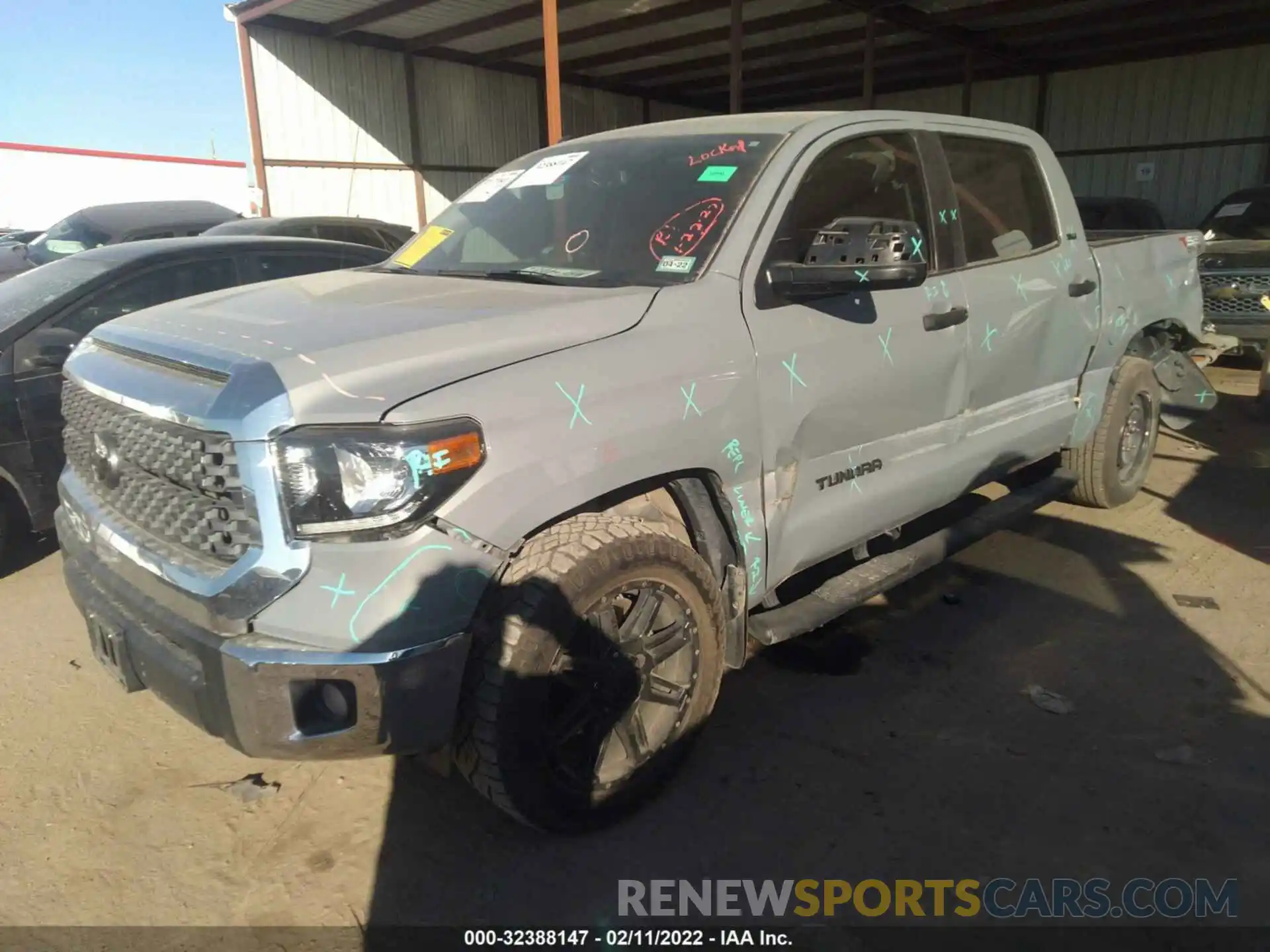 2 Photograph of a damaged car 5TFEM5F19KX142056 TOYOTA TUNDRA 2WD 2019