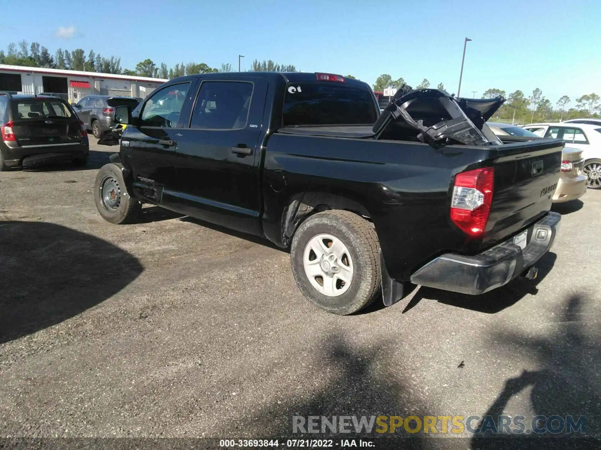 3 Photograph of a damaged car 5TFEY5F11KX252085 TOYOTA TUNDRA 2WD 2019