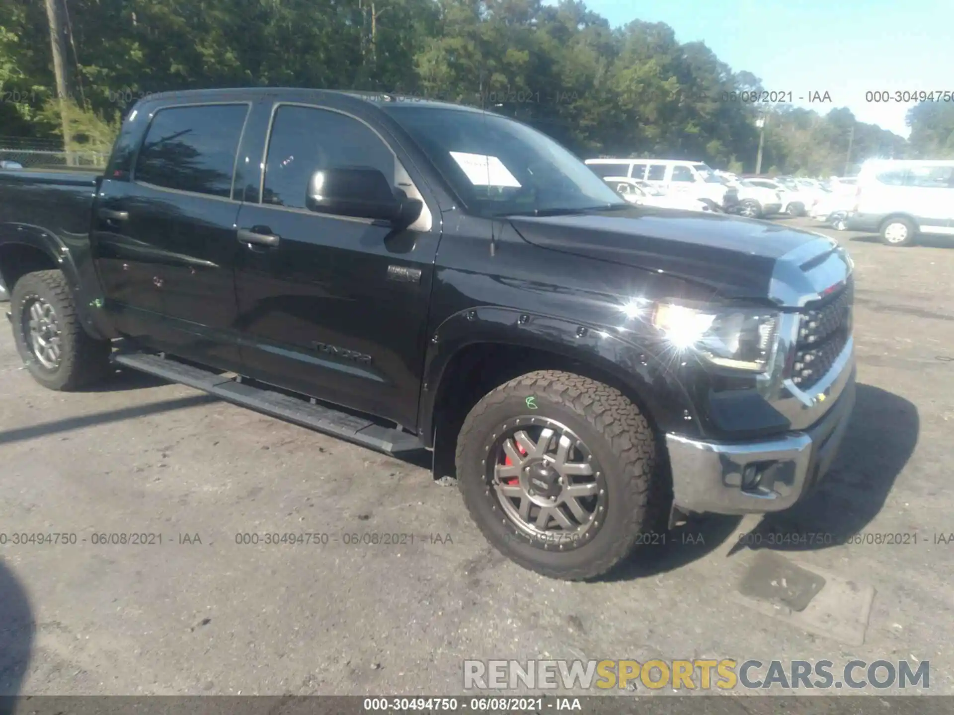 1 Photograph of a damaged car 5TFEY5F13KX246675 TOYOTA TUNDRA 2WD 2019