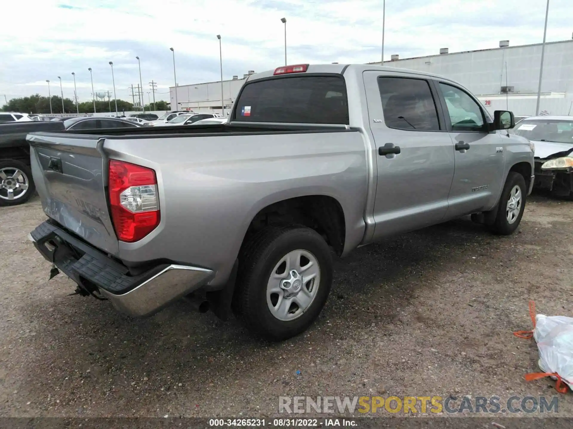 4 Photograph of a damaged car 5TFEY5F15KX254874 TOYOTA TUNDRA 2WD 2019