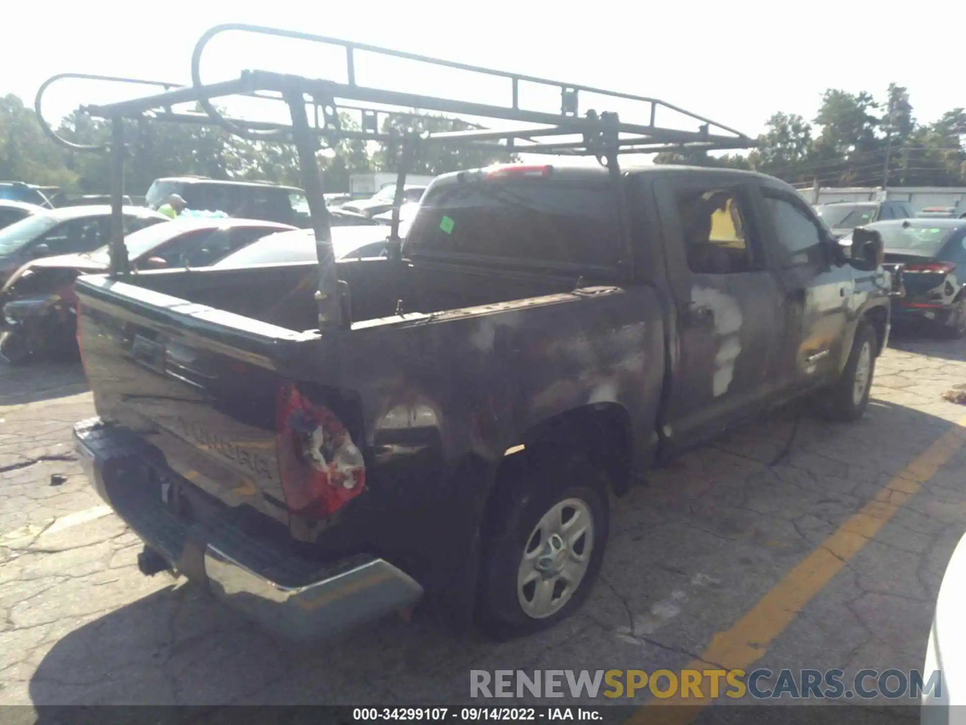 4 Photograph of a damaged car 5TFEY5F16KX254043 TOYOTA TUNDRA 2WD 2019