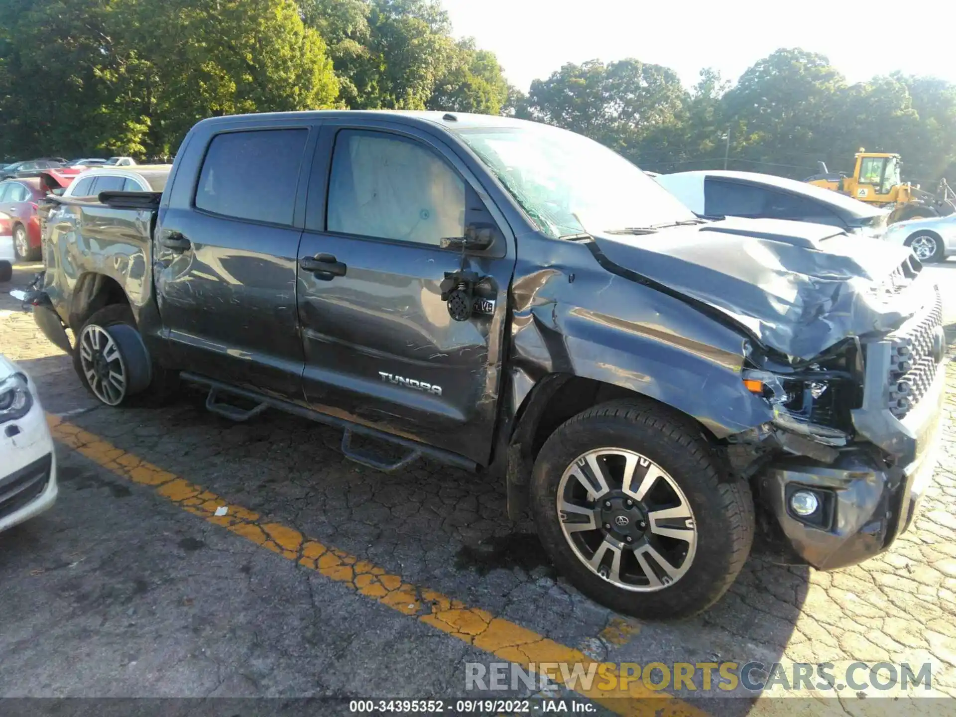 1 Photograph of a damaged car 5TFEY5F17KX247747 TOYOTA TUNDRA 2WD 2019