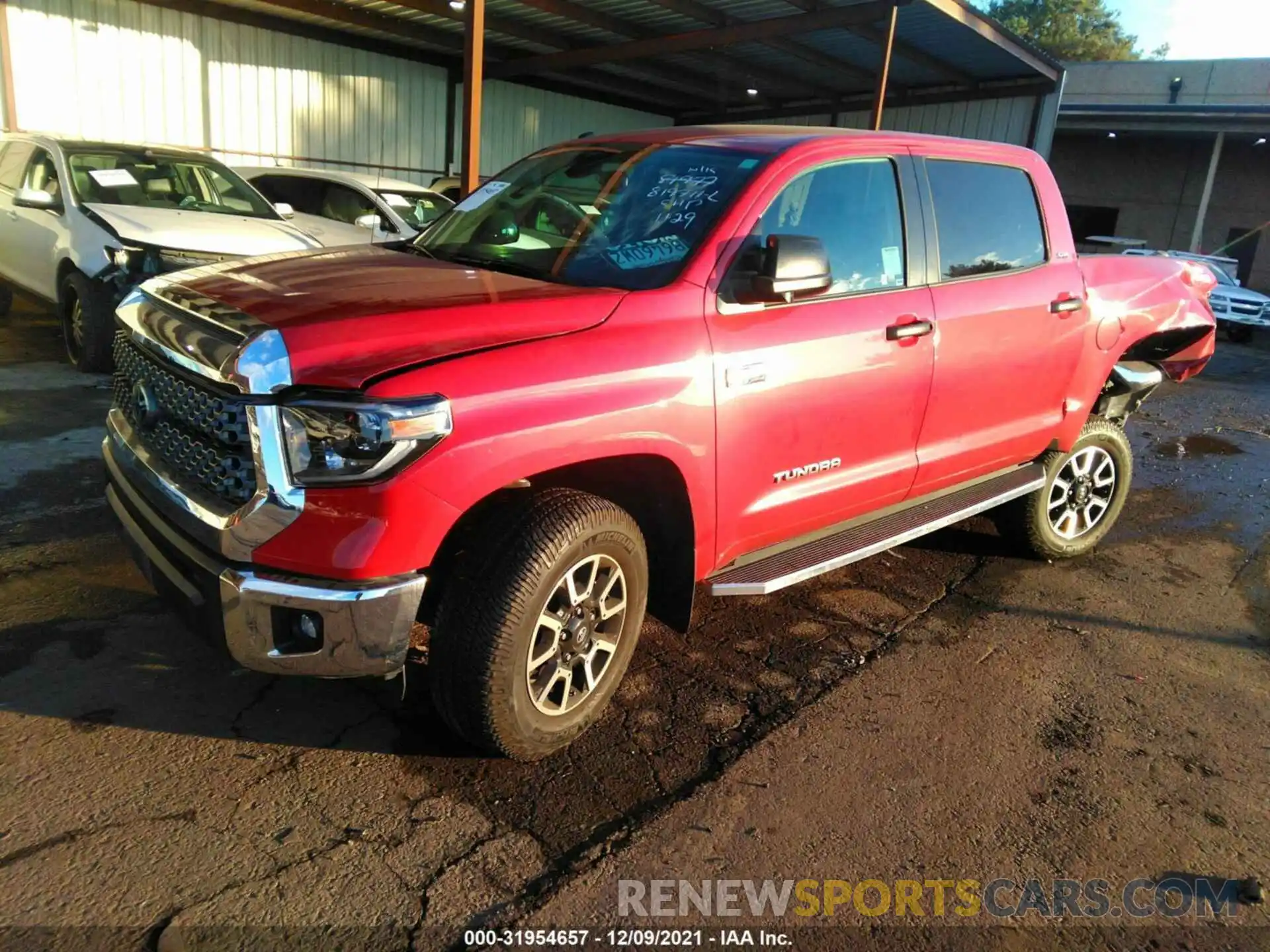 2 Photograph of a damaged car 5TFEY5F18KX245683 TOYOTA TUNDRA 2WD 2019