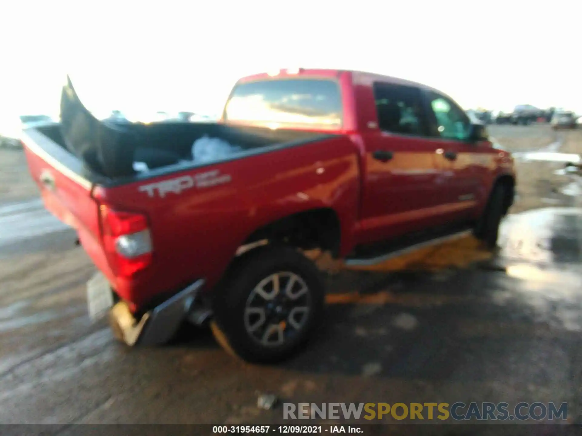 4 Photograph of a damaged car 5TFEY5F18KX245683 TOYOTA TUNDRA 2WD 2019