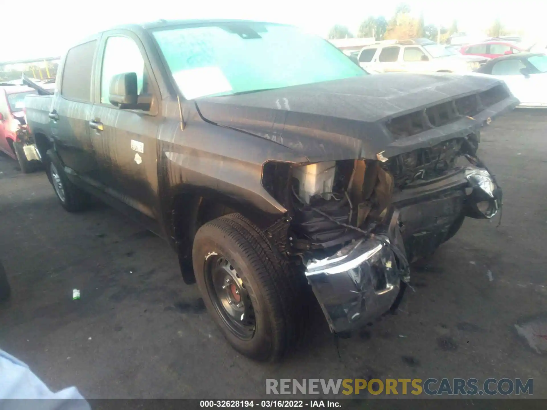 1 Photograph of a damaged car 5TFEY5F19KX250617 TOYOTA TUNDRA 2WD 2019