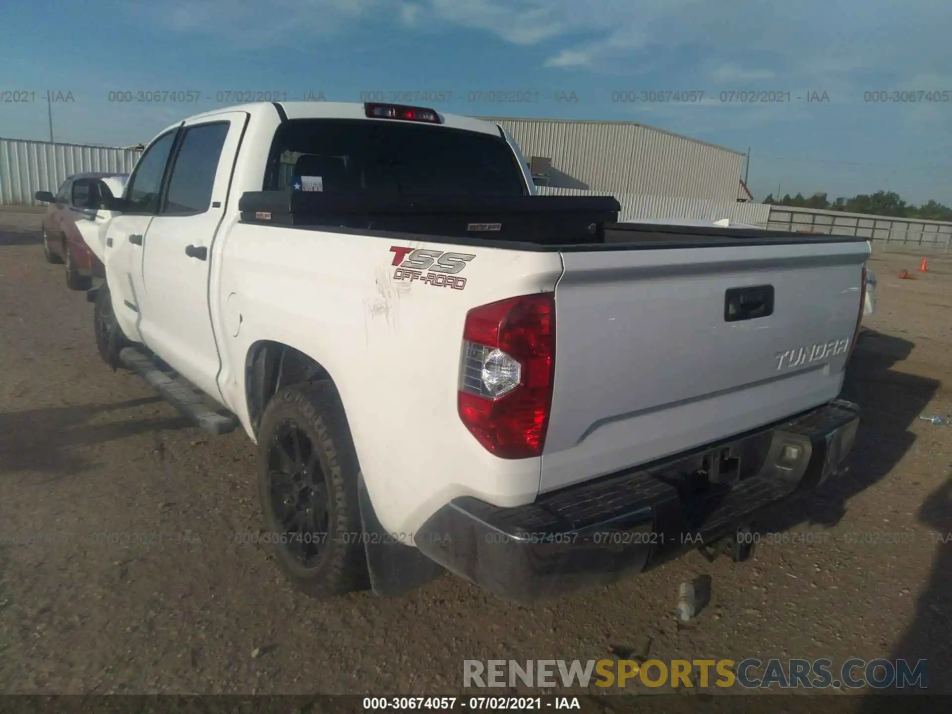 3 Photograph of a damaged car 5TFEY5F1XKX248312 TOYOTA TUNDRA 2WD 2019