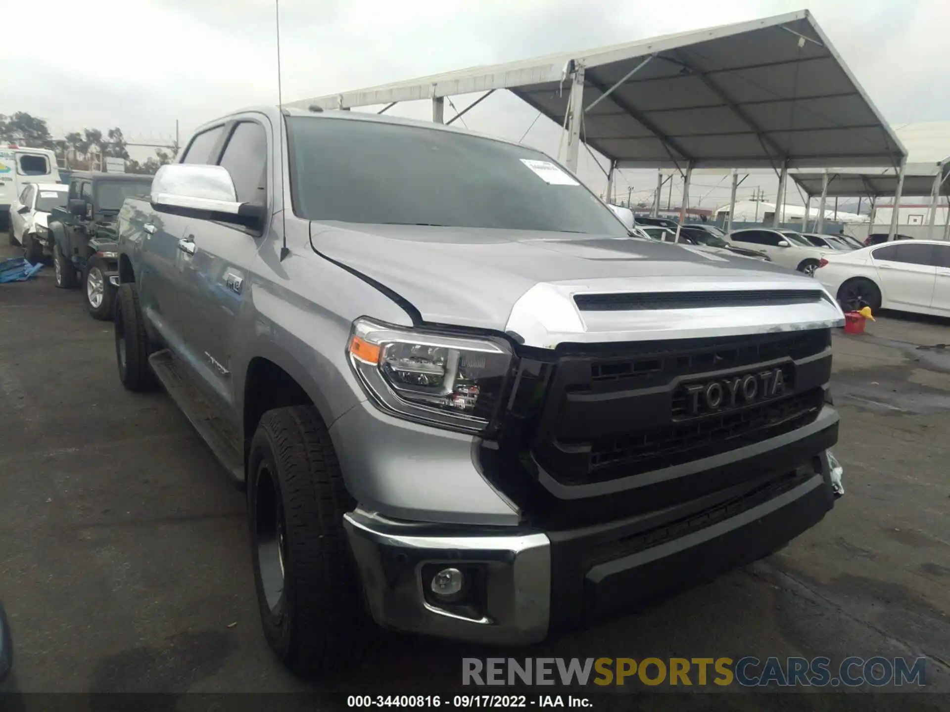 1 Photograph of a damaged car 5TFFY5F14KX252635 TOYOTA TUNDRA 2WD 2019