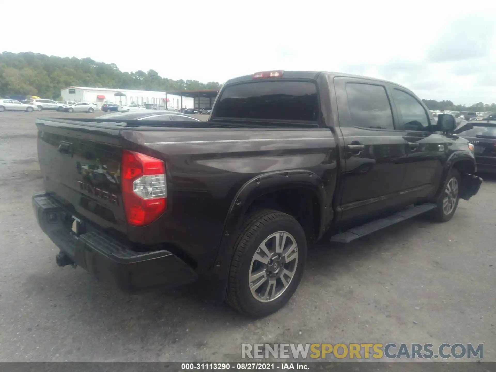 4 Photograph of a damaged car 5TFGY5F12KX252900 TOYOTA TUNDRA 2WD 2019