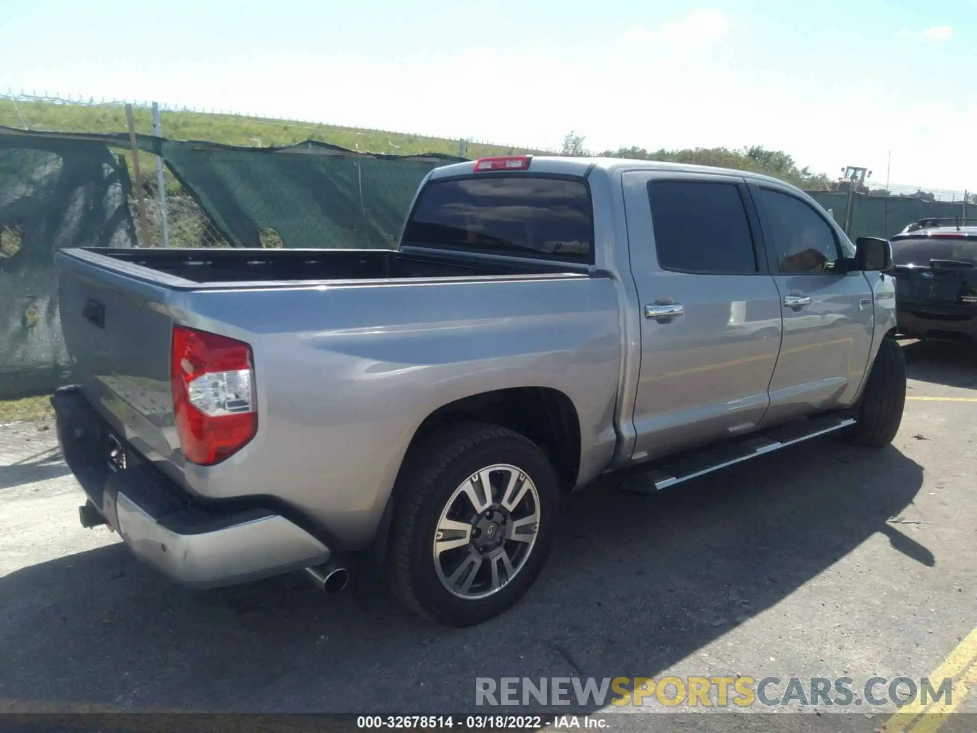 4 Photograph of a damaged car 5TFGY5F13KX250895 TOYOTA TUNDRA 2WD 2019