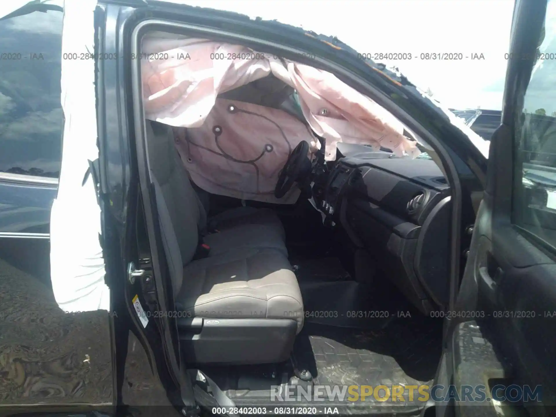 5 Photograph of a damaged car 5TFRM5F10KX143131 TOYOTA TUNDRA 2WD 2019