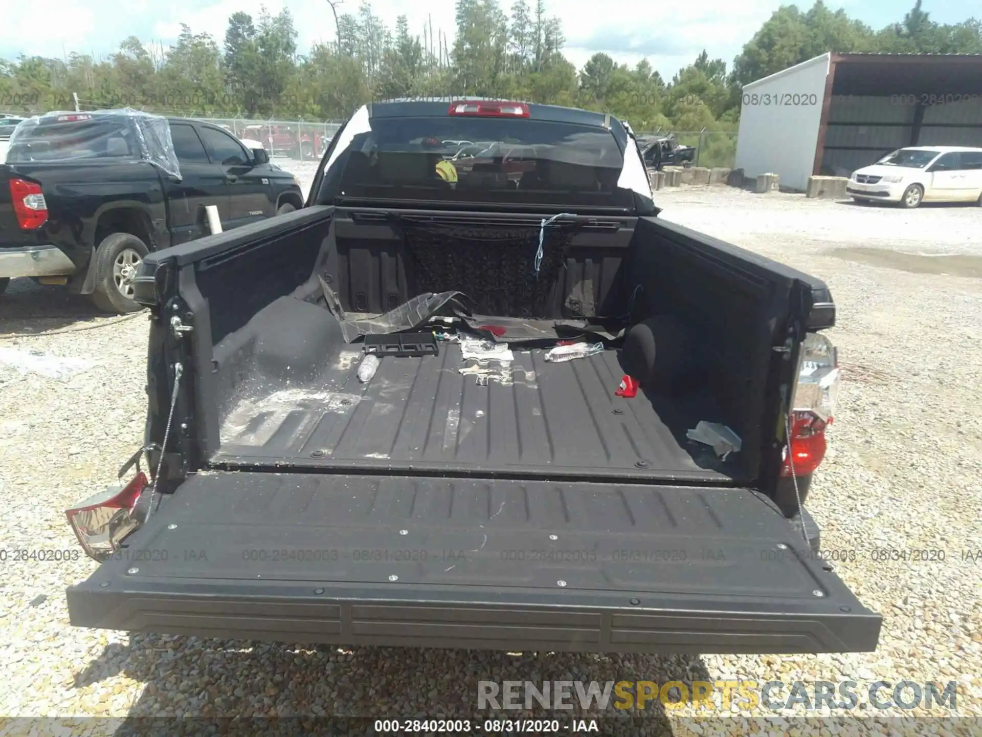 8 Photograph of a damaged car 5TFRM5F10KX143131 TOYOTA TUNDRA 2WD 2019