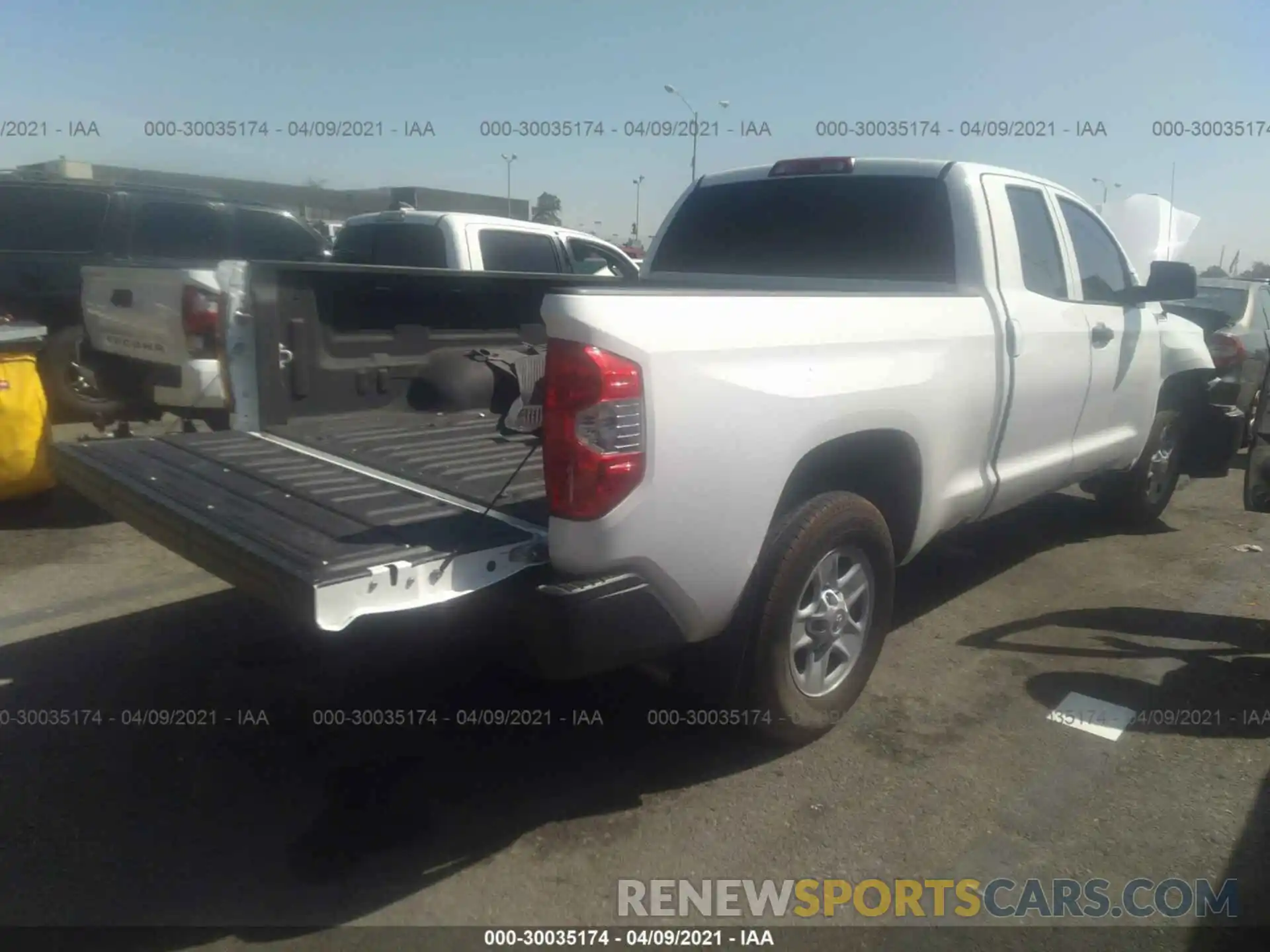 4 Photograph of a damaged car 5TFRM5F10KX144358 TOYOTA TUNDRA 2WD 2019