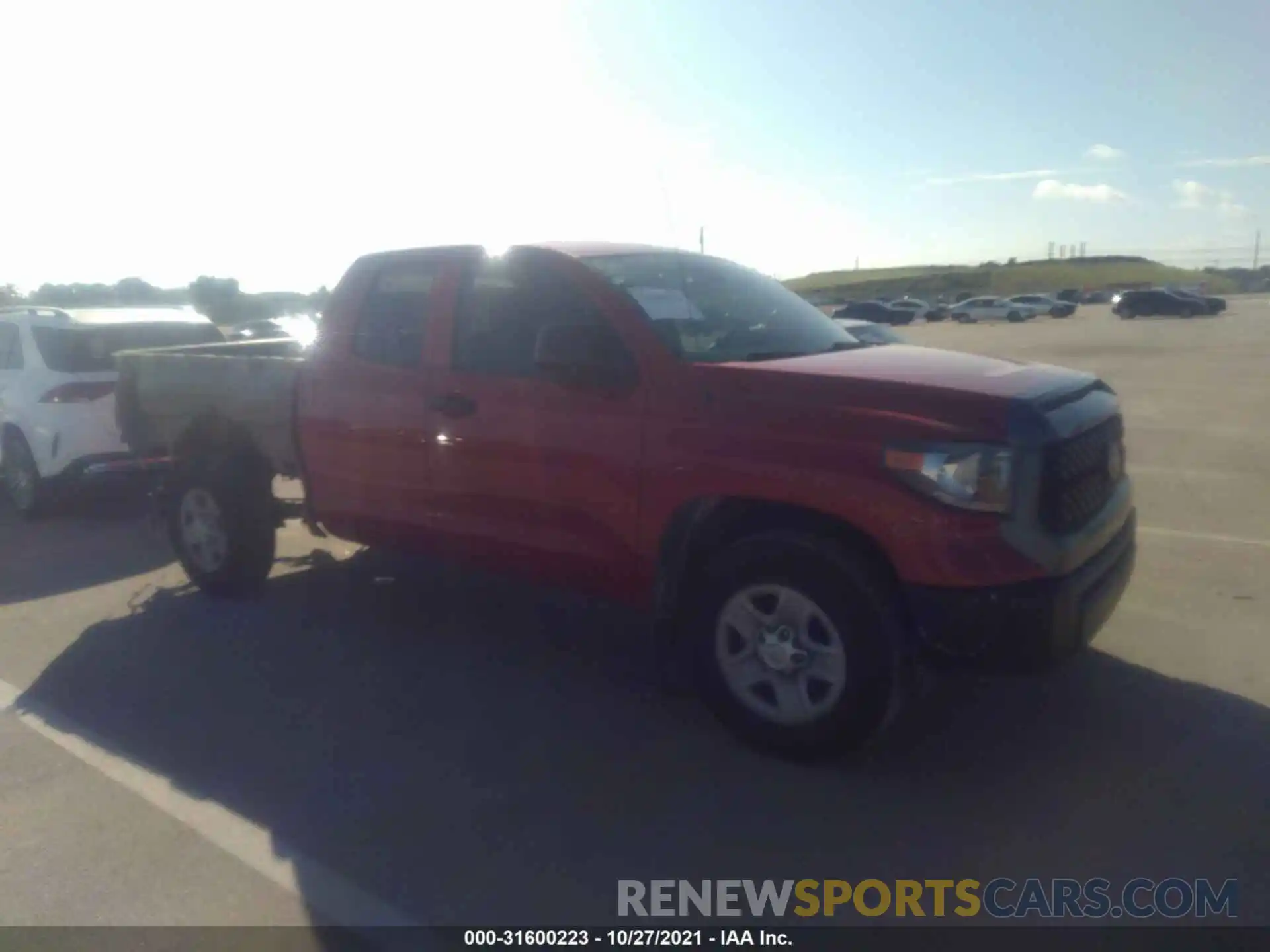 1 Photograph of a damaged car 5TFRM5F12KX136441 TOYOTA TUNDRA 2WD 2019