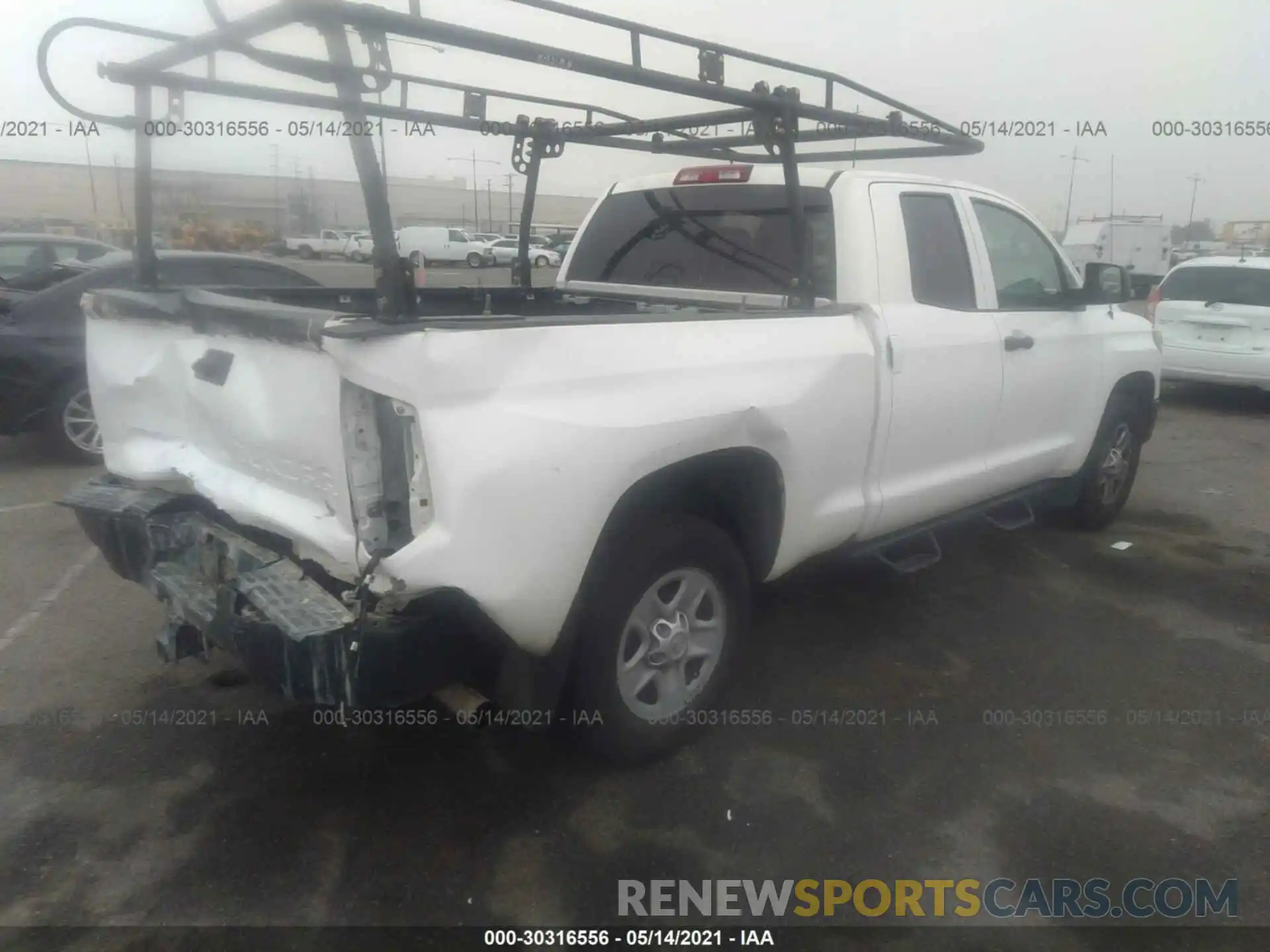 4 Photograph of a damaged car 5TFRM5F12KX140649 TOYOTA TUNDRA 2WD 2019