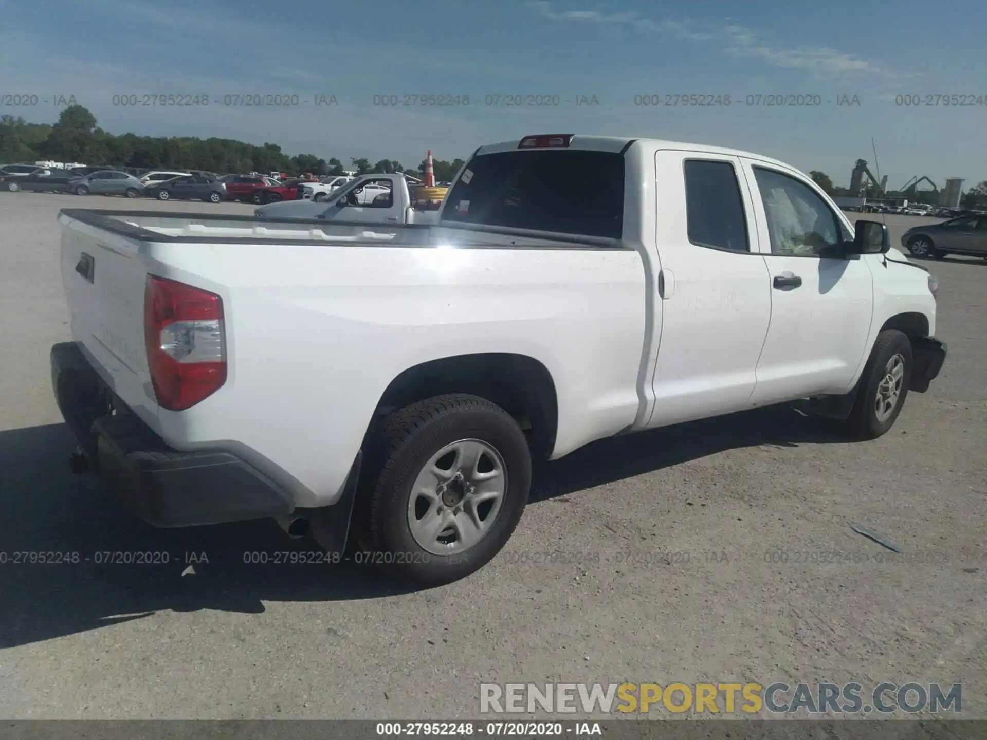 4 Photograph of a damaged car 5TFRM5F13KX142099 TOYOTA TUNDRA 2WD 2019