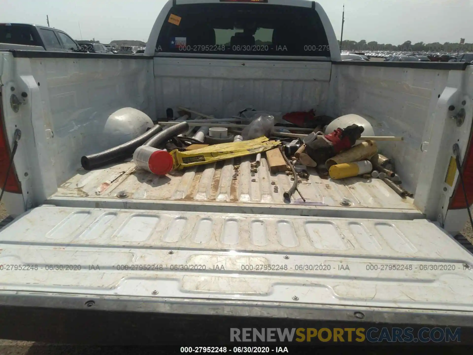 8 Photograph of a damaged car 5TFRM5F13KX142099 TOYOTA TUNDRA 2WD 2019