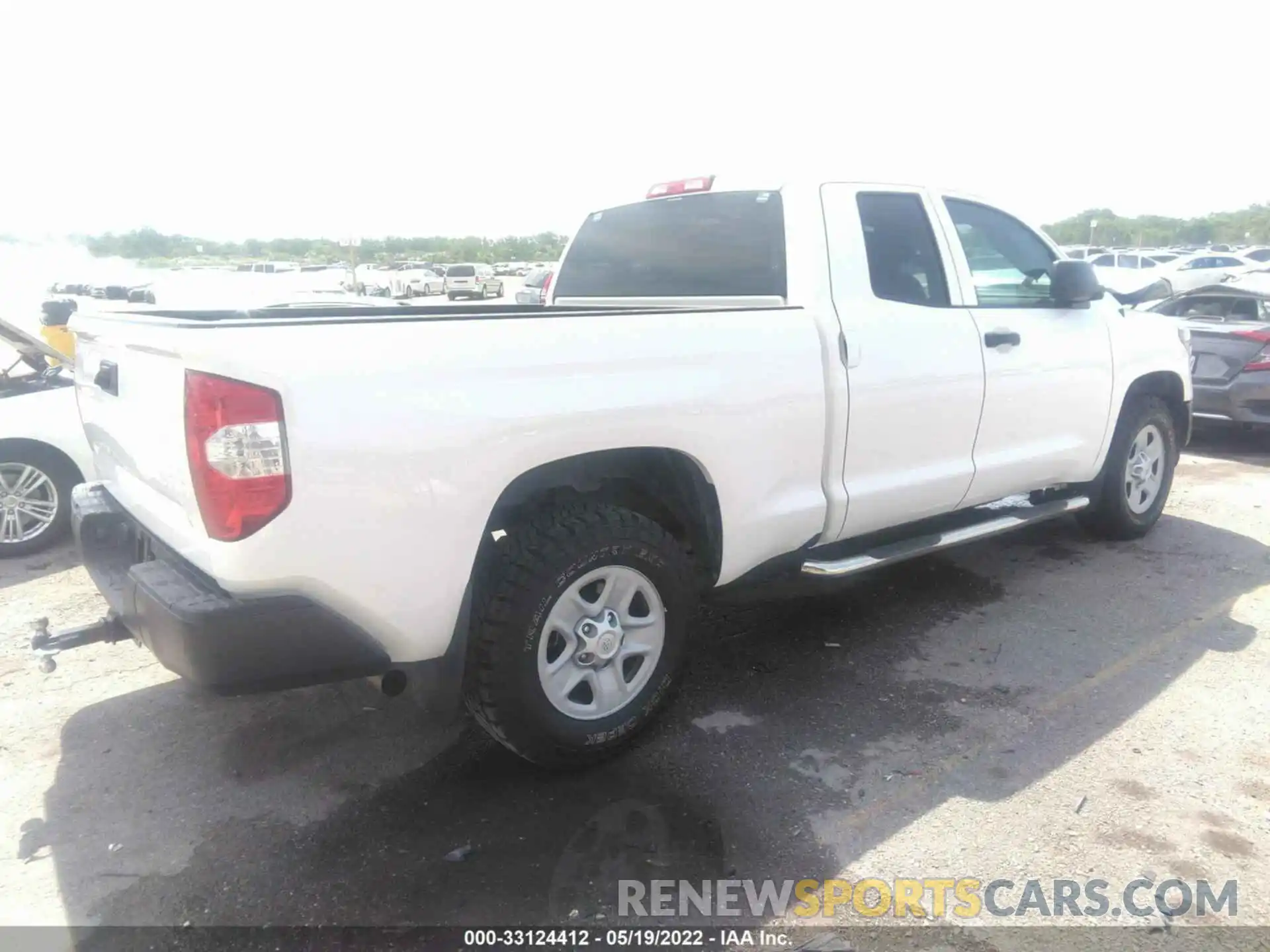 4 Photograph of a damaged car 5TFRM5F14KX140782 TOYOTA TUNDRA 2WD 2019