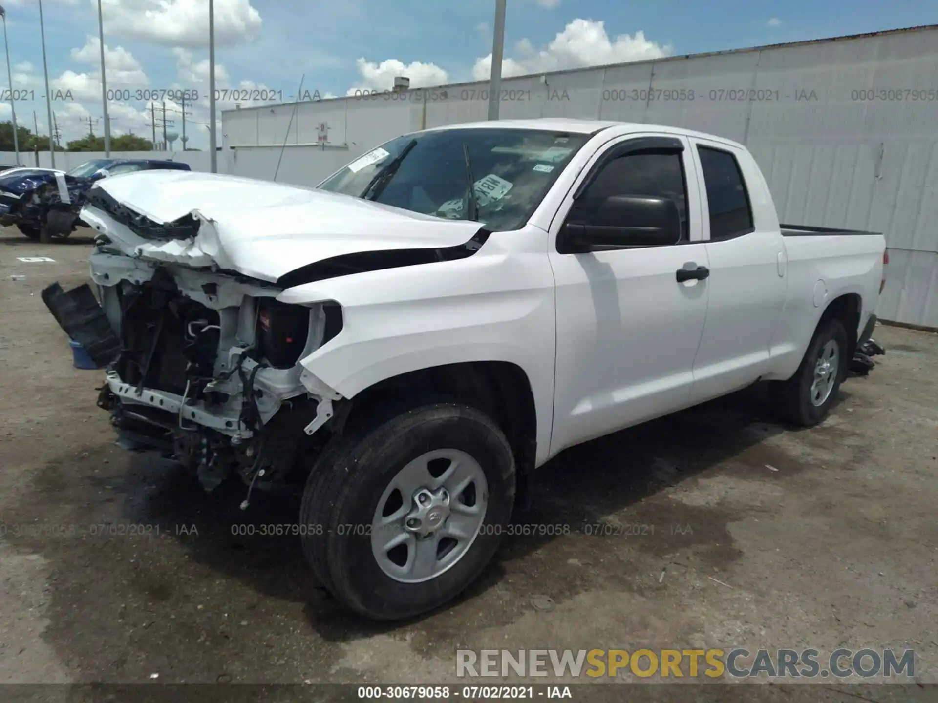 2 Photograph of a damaged car 5TFRM5F14KX141124 TOYOTA TUNDRA 2WD 2019