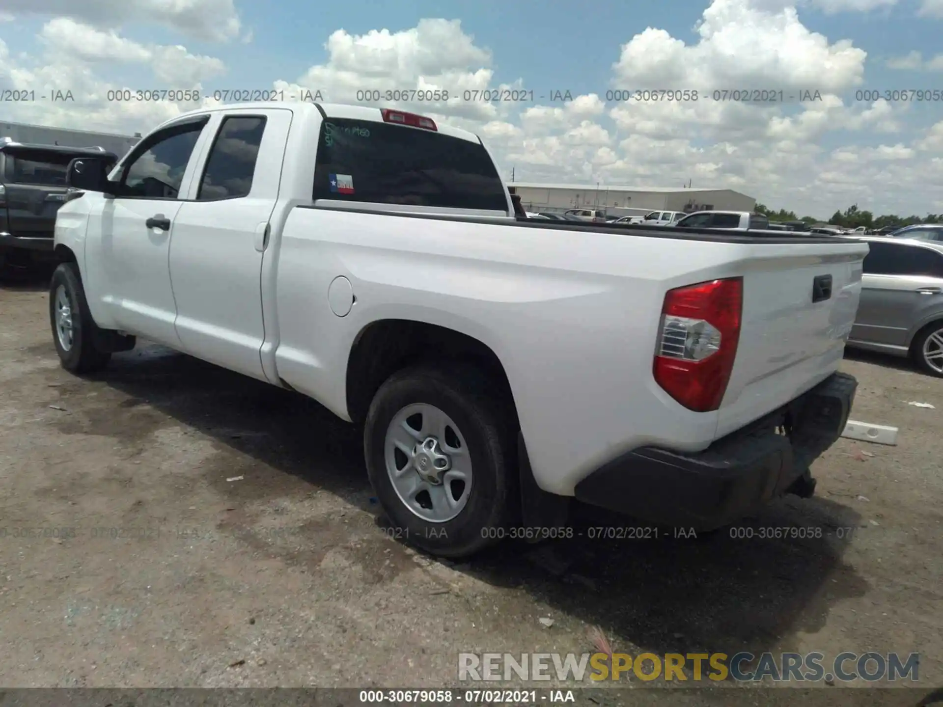 3 Photograph of a damaged car 5TFRM5F14KX141124 TOYOTA TUNDRA 2WD 2019