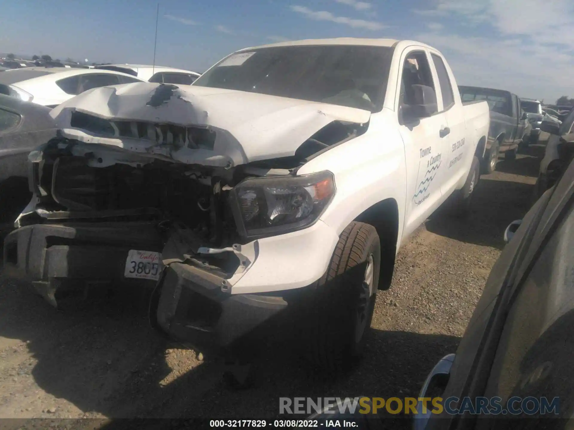 2 Photograph of a damaged car 5TFRM5F15KX138510 TOYOTA TUNDRA 2WD 2019