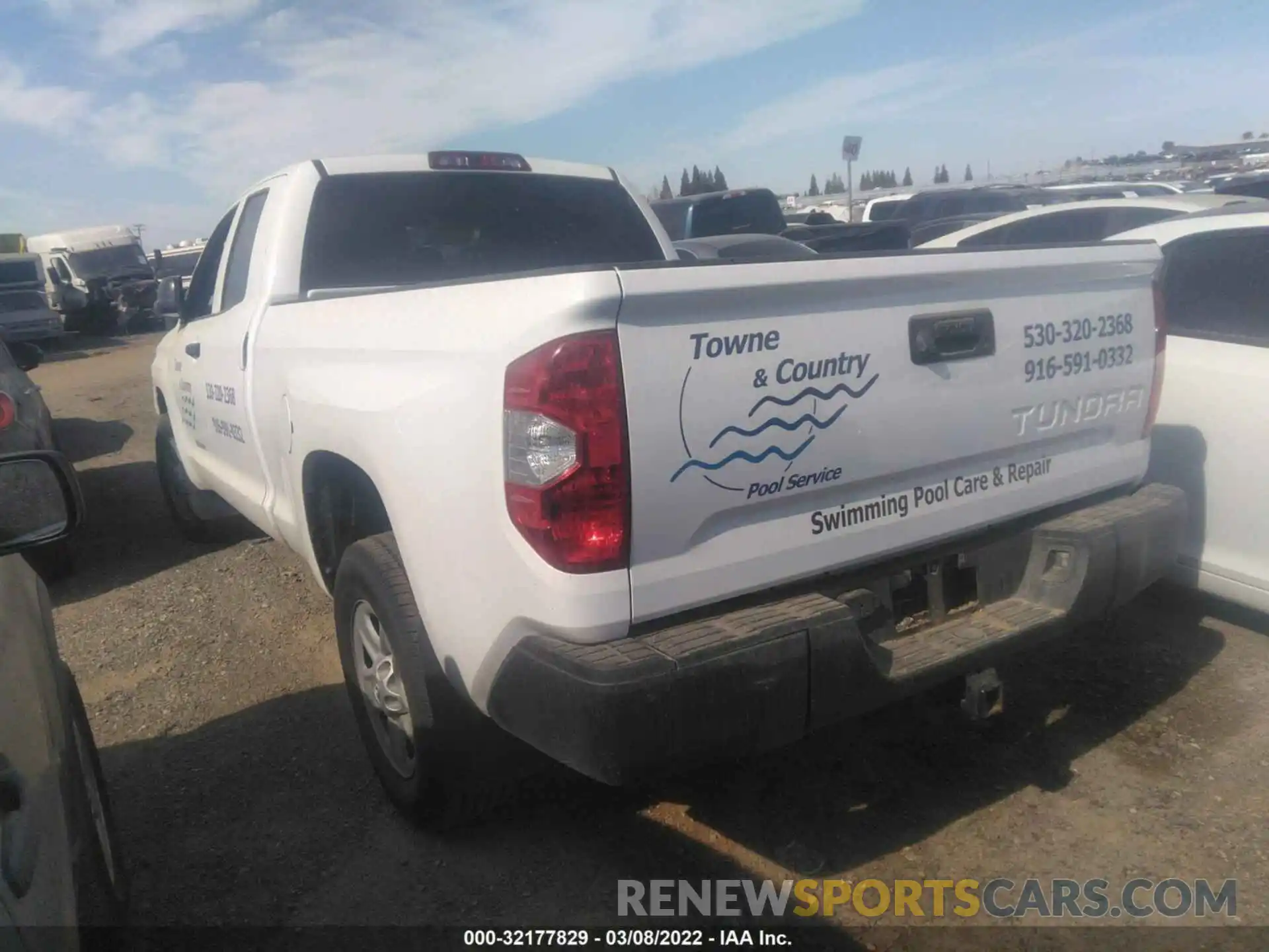 3 Photograph of a damaged car 5TFRM5F15KX138510 TOYOTA TUNDRA 2WD 2019