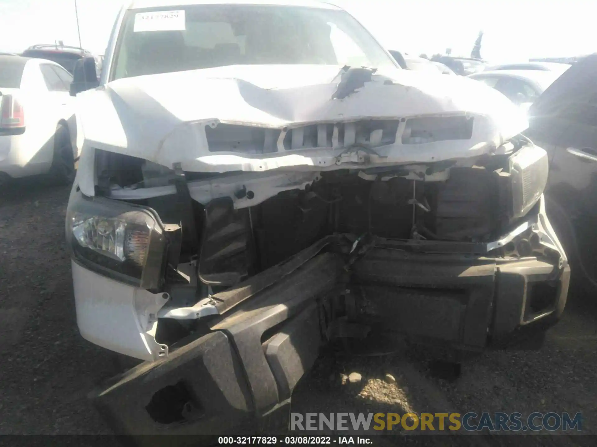 6 Photograph of a damaged car 5TFRM5F15KX138510 TOYOTA TUNDRA 2WD 2019