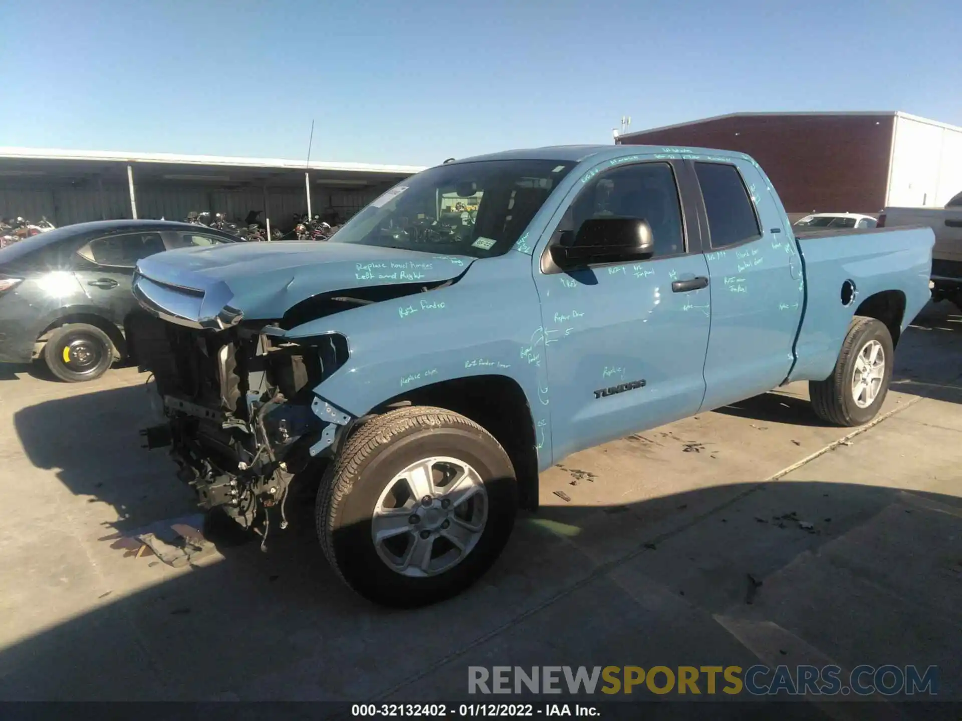 2 Photograph of a damaged car 5TFRM5F16KX143344 TOYOTA TUNDRA 2WD 2019