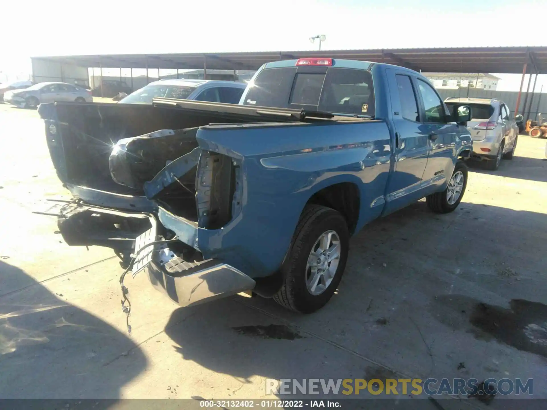 4 Photograph of a damaged car 5TFRM5F16KX143344 TOYOTA TUNDRA 2WD 2019