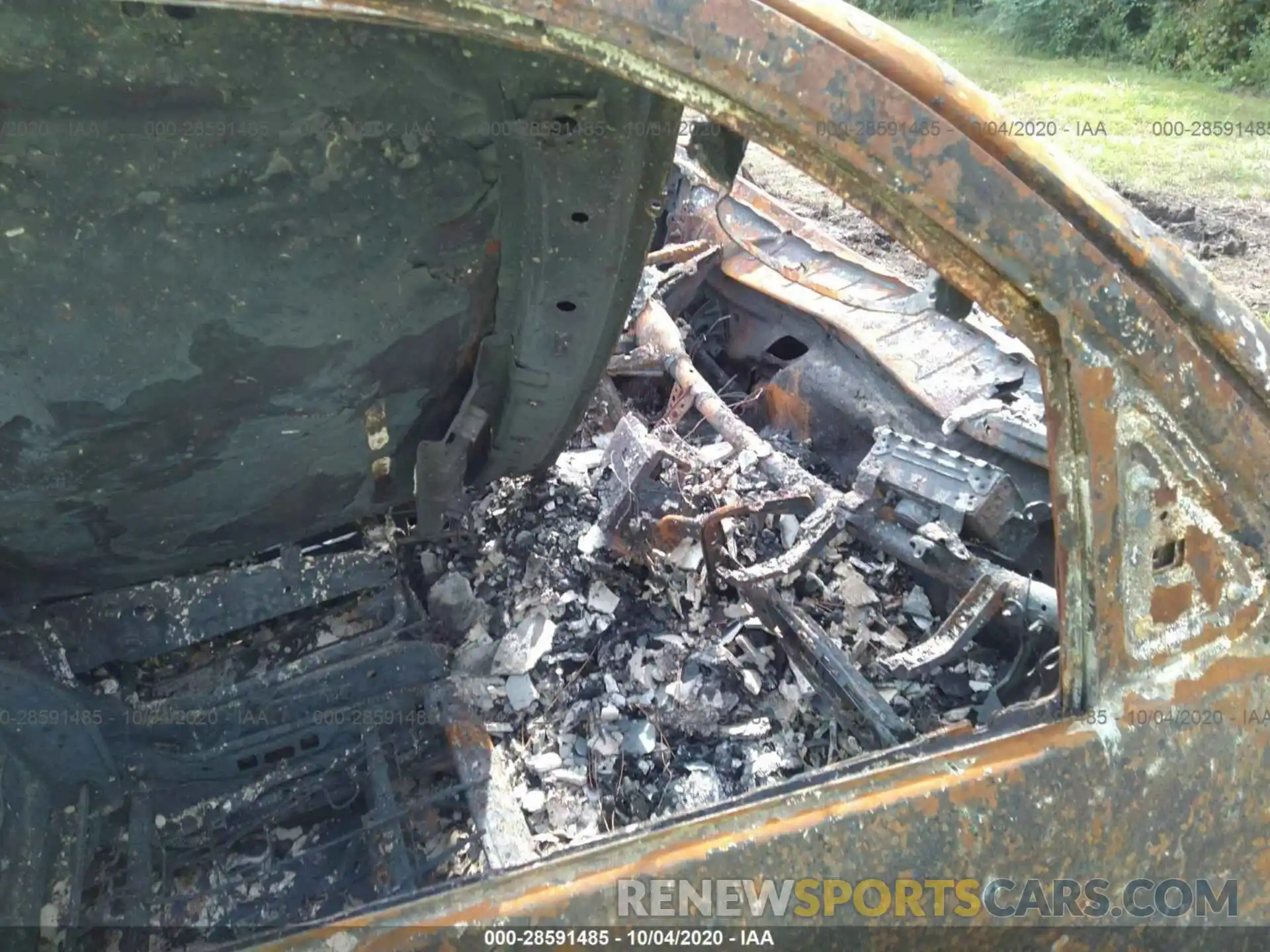 5 Photograph of a damaged car 5TFRM5F17KX139450 TOYOTA TUNDRA 2WD 2019