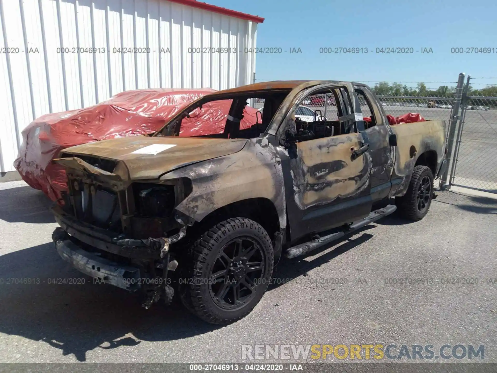 2 Photograph of a damaged car 5TFRM5F17KX139464 TOYOTA TUNDRA 2WD 2019