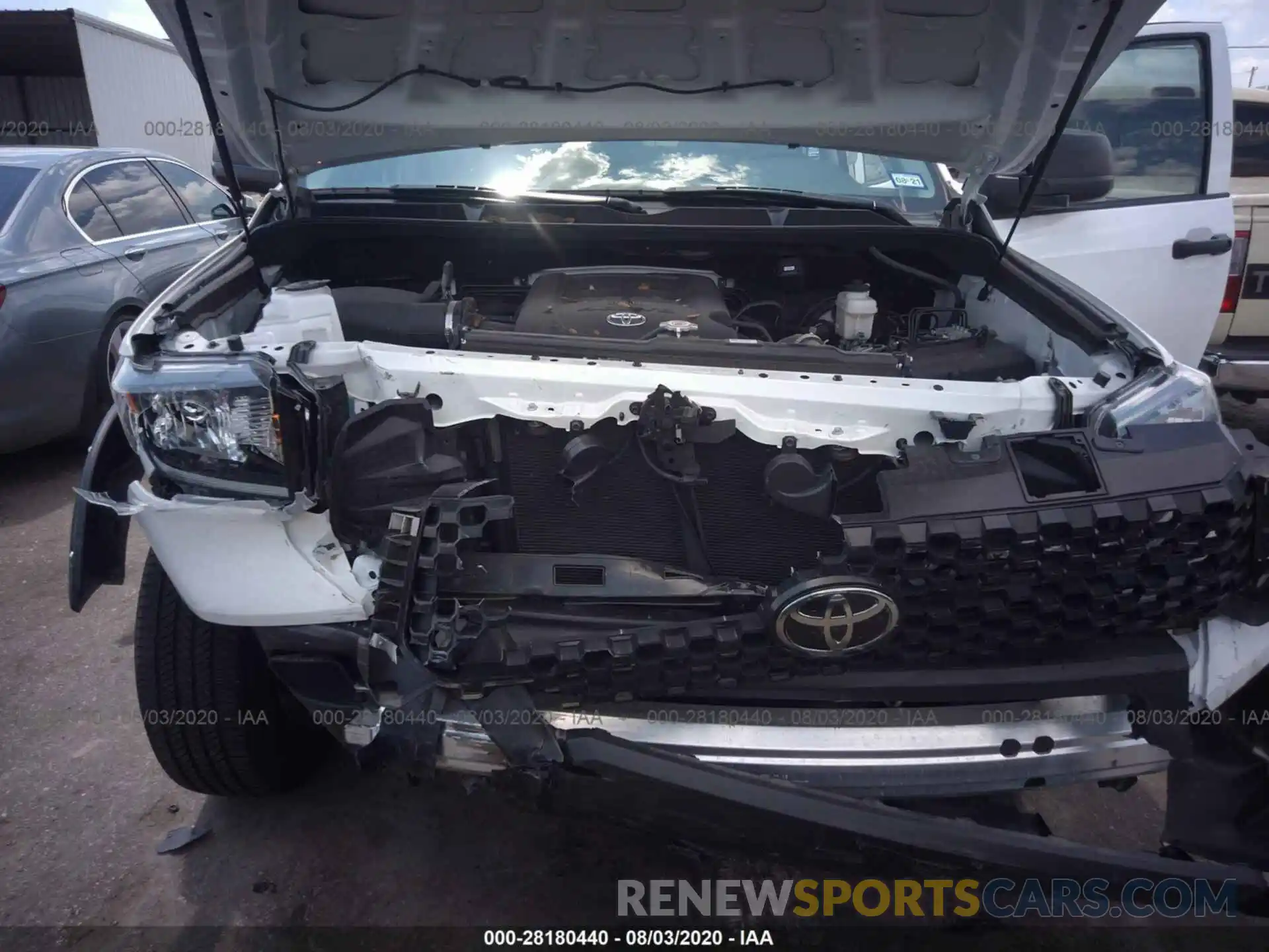 6 Photograph of a damaged car 5TFRM5F17KX141814 TOYOTA TUNDRA 2WD 2019