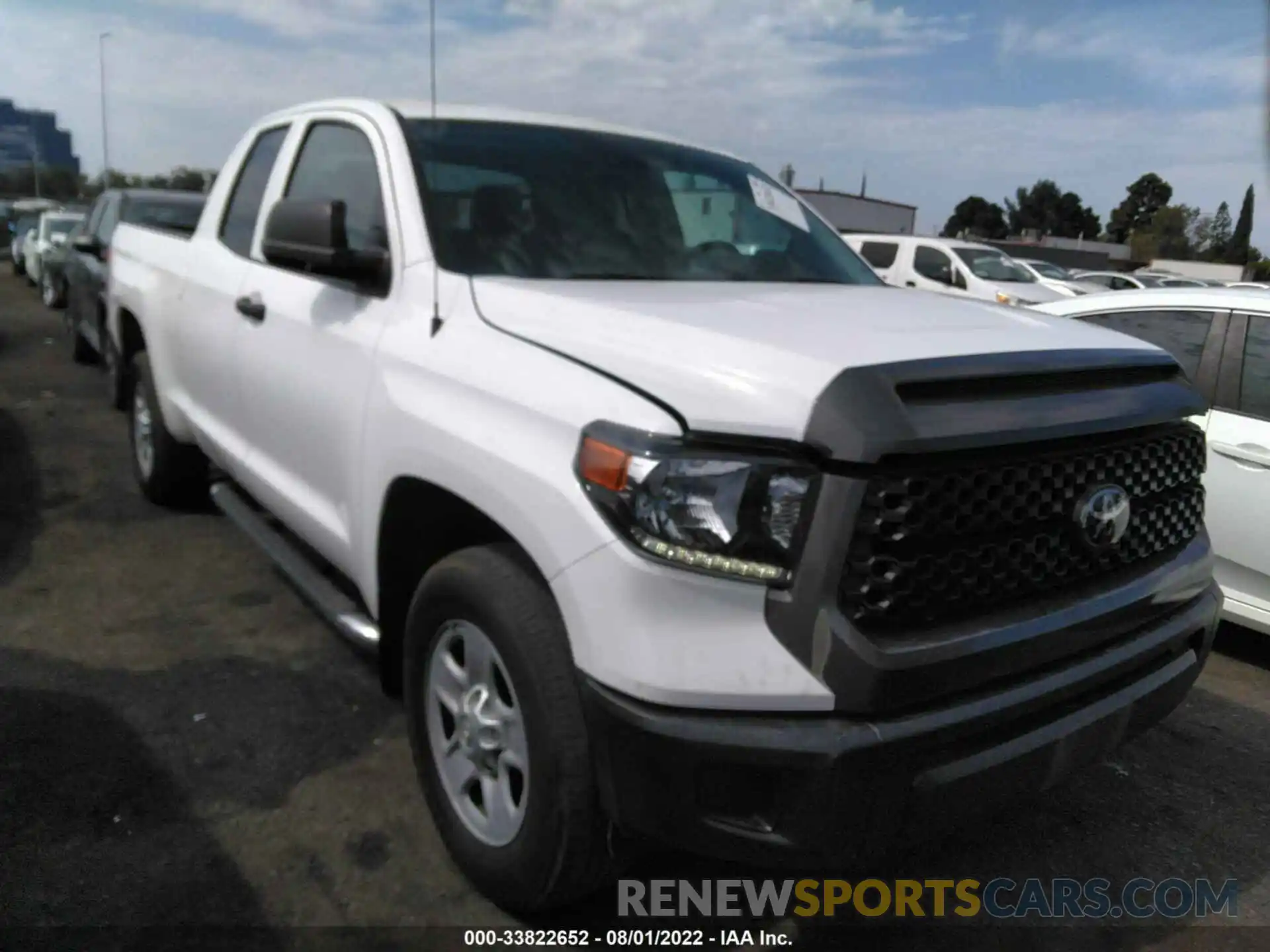 1 Photograph of a damaged car 5TFRM5F18KX141174 TOYOTA TUNDRA 2WD 2019