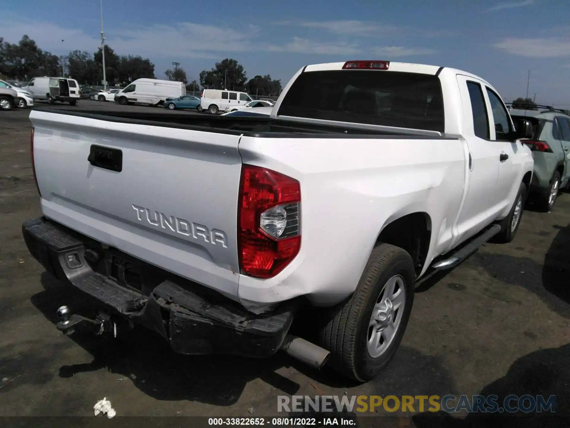 4 Photograph of a damaged car 5TFRM5F18KX141174 TOYOTA TUNDRA 2WD 2019